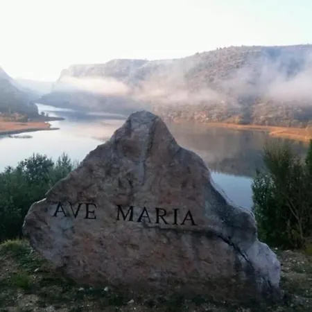 Mushroom House - Sleeps 4 - Pets Ok - Parking Skradin