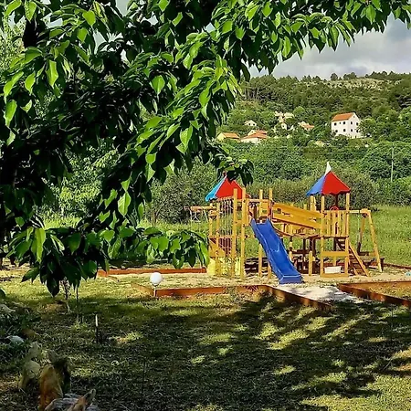 Mushroom House - Sleeps 4 - Pets Ok - Parking Casa vacanze